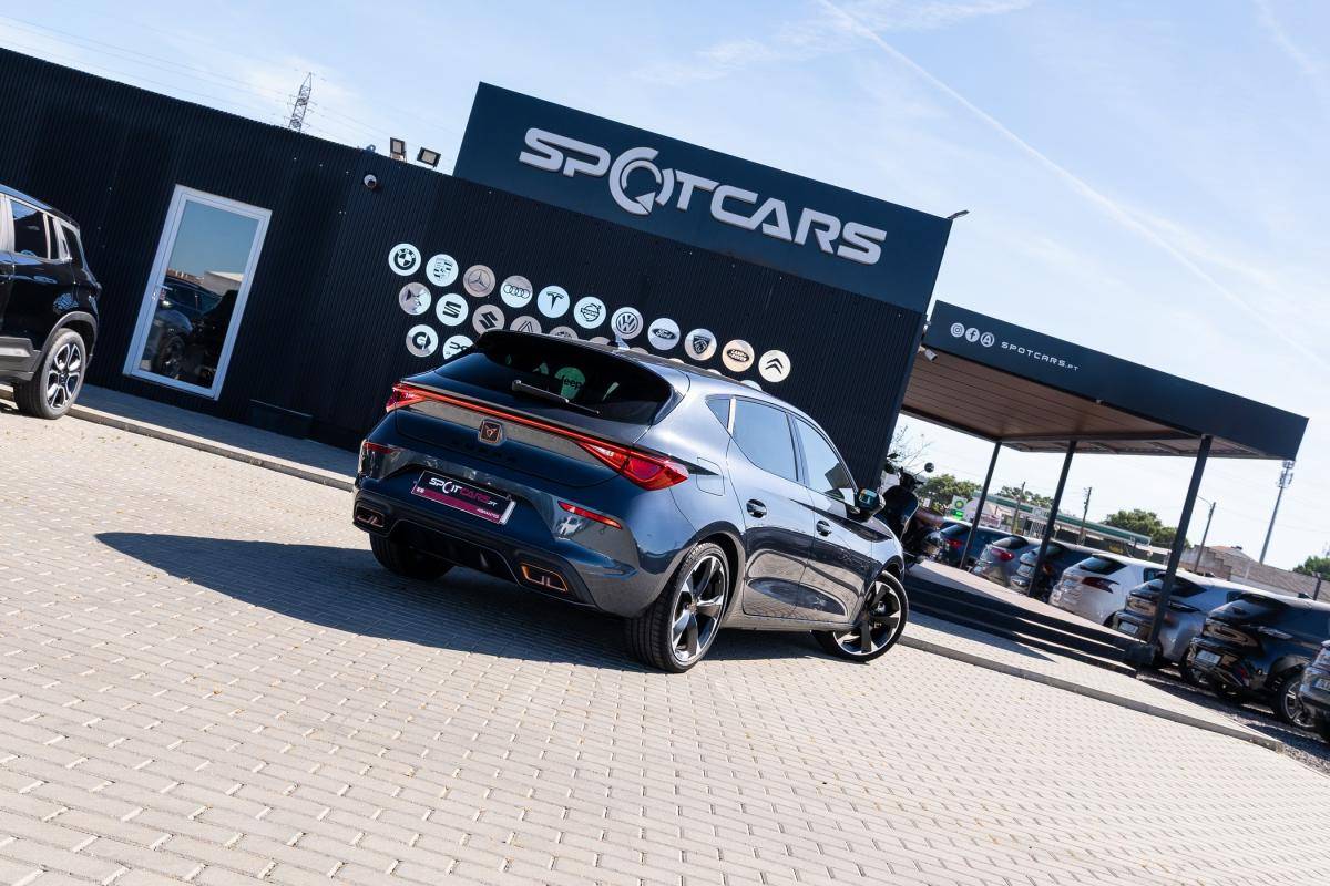 cupra-leon-2023-hibrido-a-gasolina-1395cc