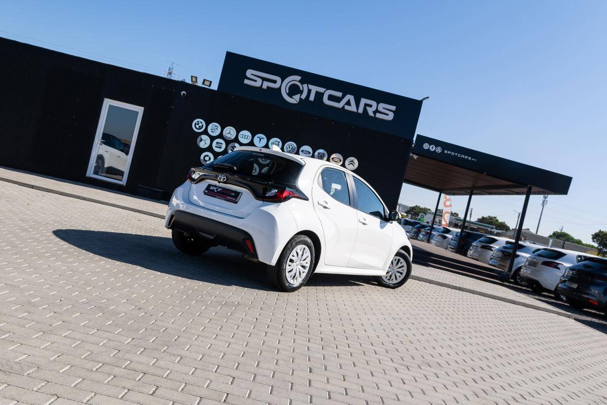 toyota-yaris-2022-gasolina-998cc