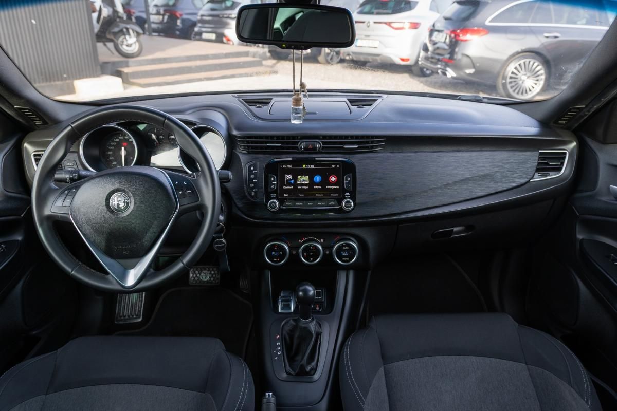 alfa-romeo-giulietta-2019-diesel-1598cc