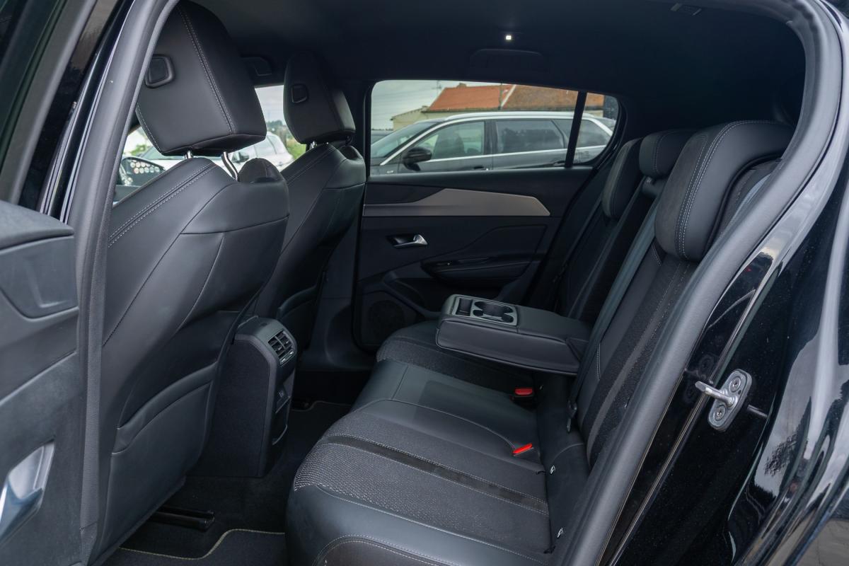 peugeot-308-2024-hibrido-a-gasolina-1598cc