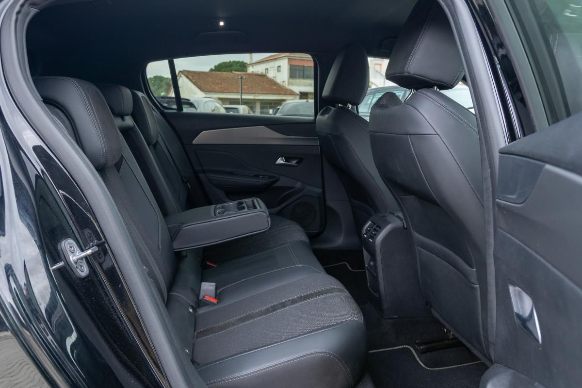 peugeot-308-2024-hibrido-a-gasolina-1598cc