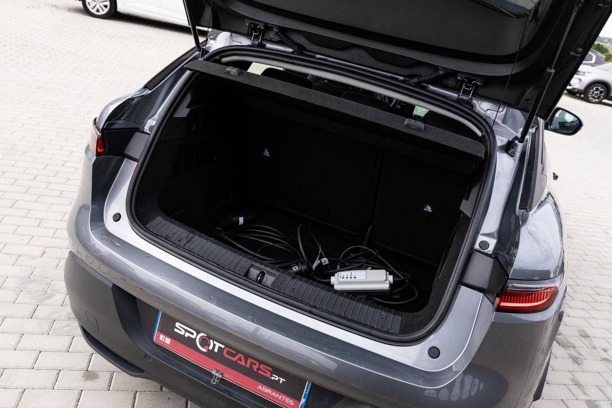 renault-megane-e-tech-2022-eletrico-0cc