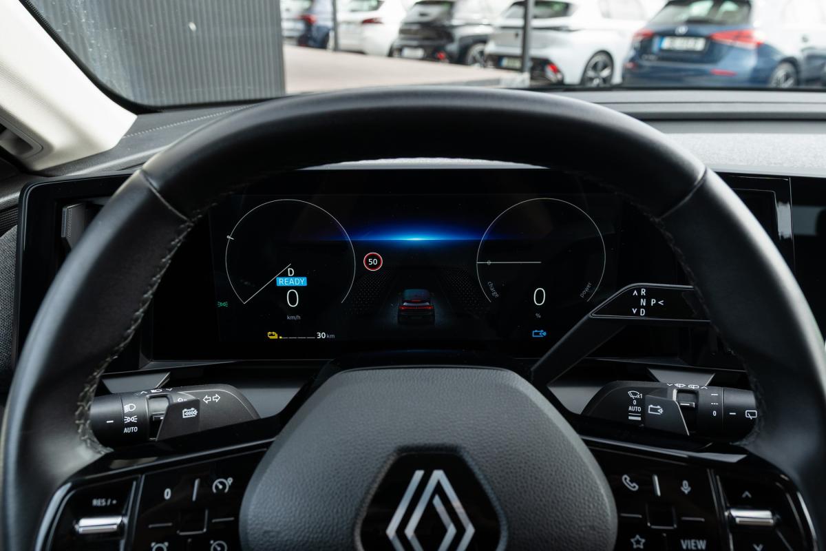 renault-megane-e-tech-2022-eletrico-0cc