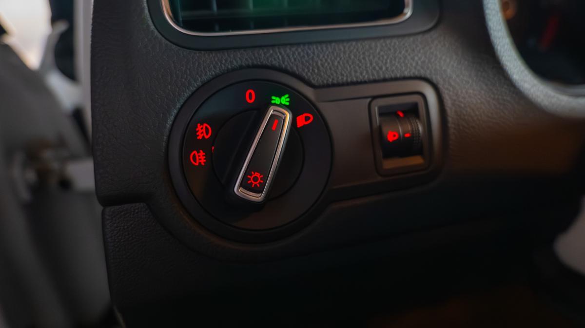 volkswagen-polo-2015-diesel-1422cc