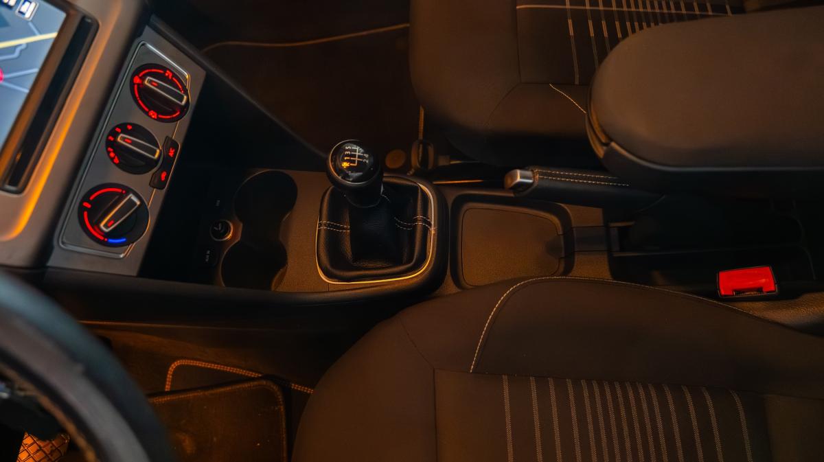 volkswagen-polo-2015-diesel-1422cc