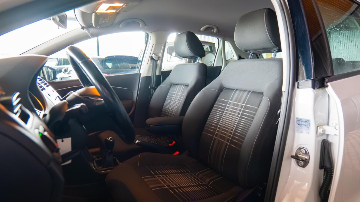volkswagen-polo-2015-diesel-1422cc
