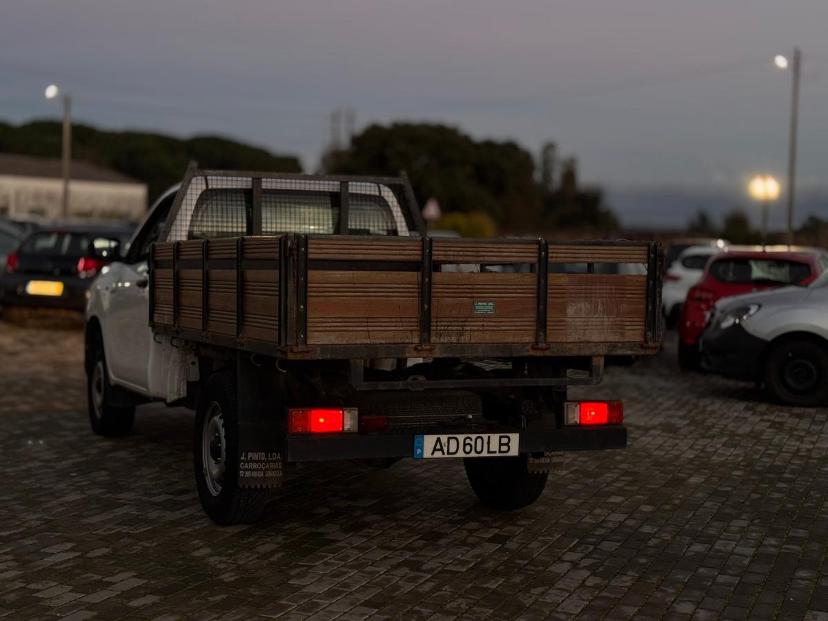 toyota-hilux-2020-diesel-2393cc