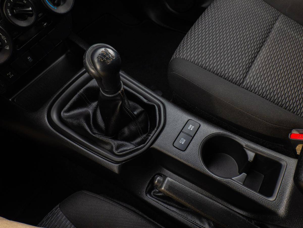 toyota-hilux-2020-diesel-2393cc