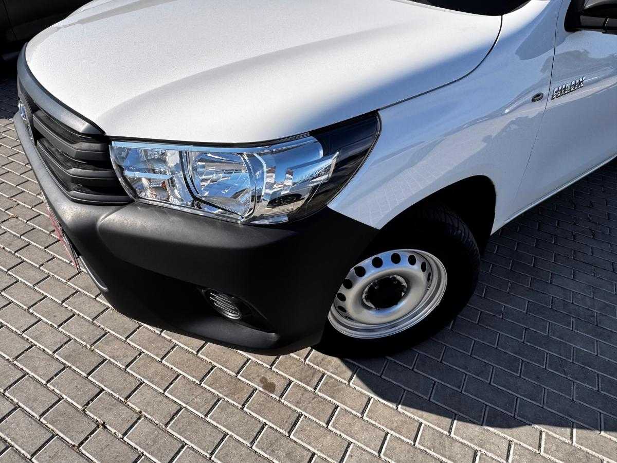 toyota-hilux-2020-diesel-2393cc