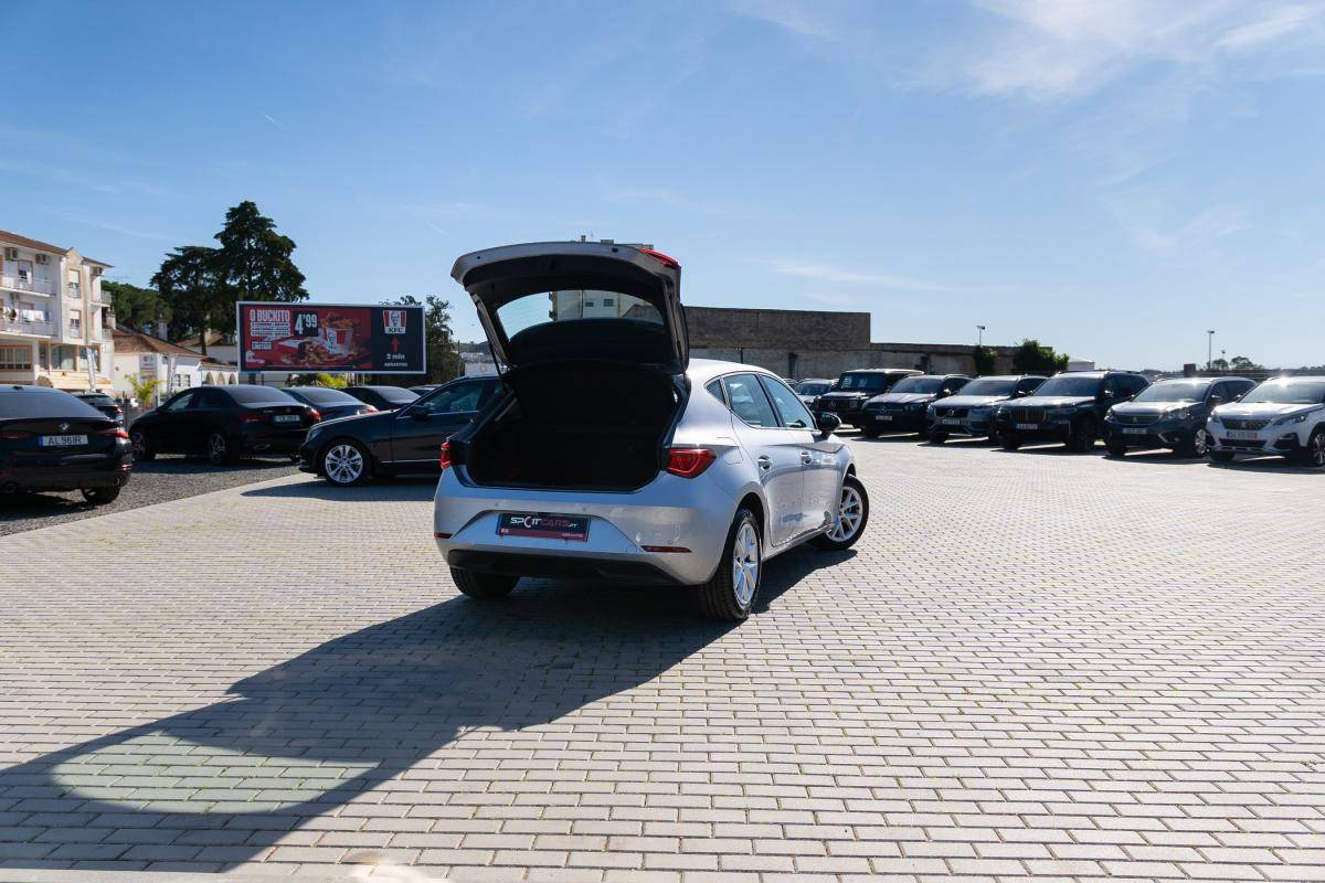 seat-leon-2022-gasolina-999cc