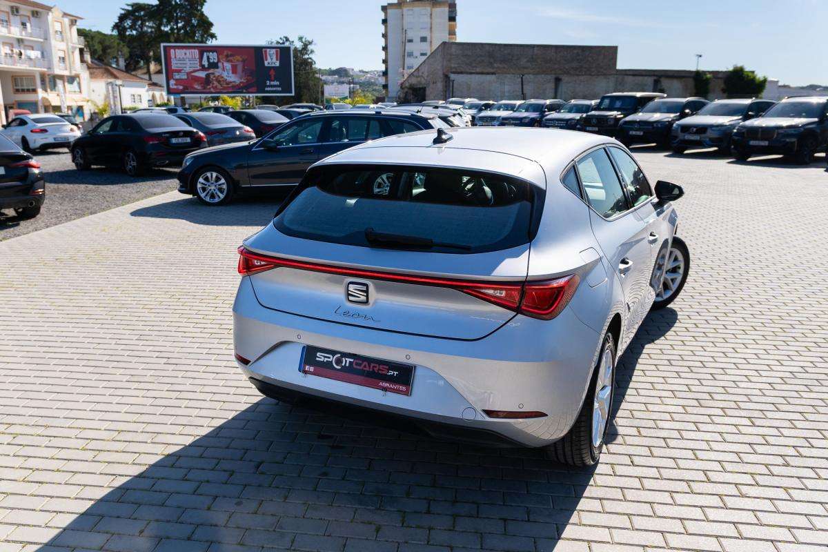 seat-leon-2022-gasolina-999cc