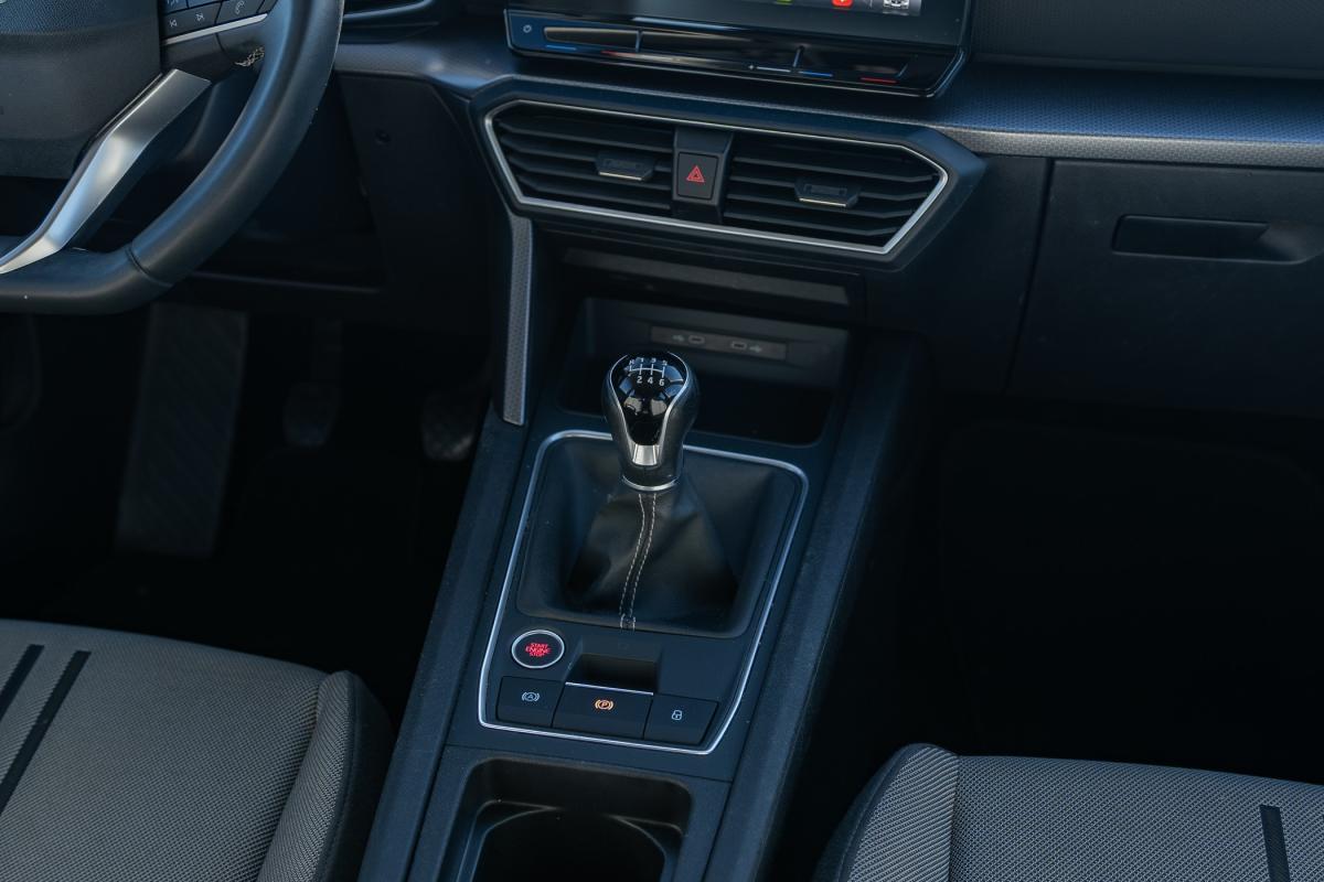 seat-leon-2022-gasolina-999cc
