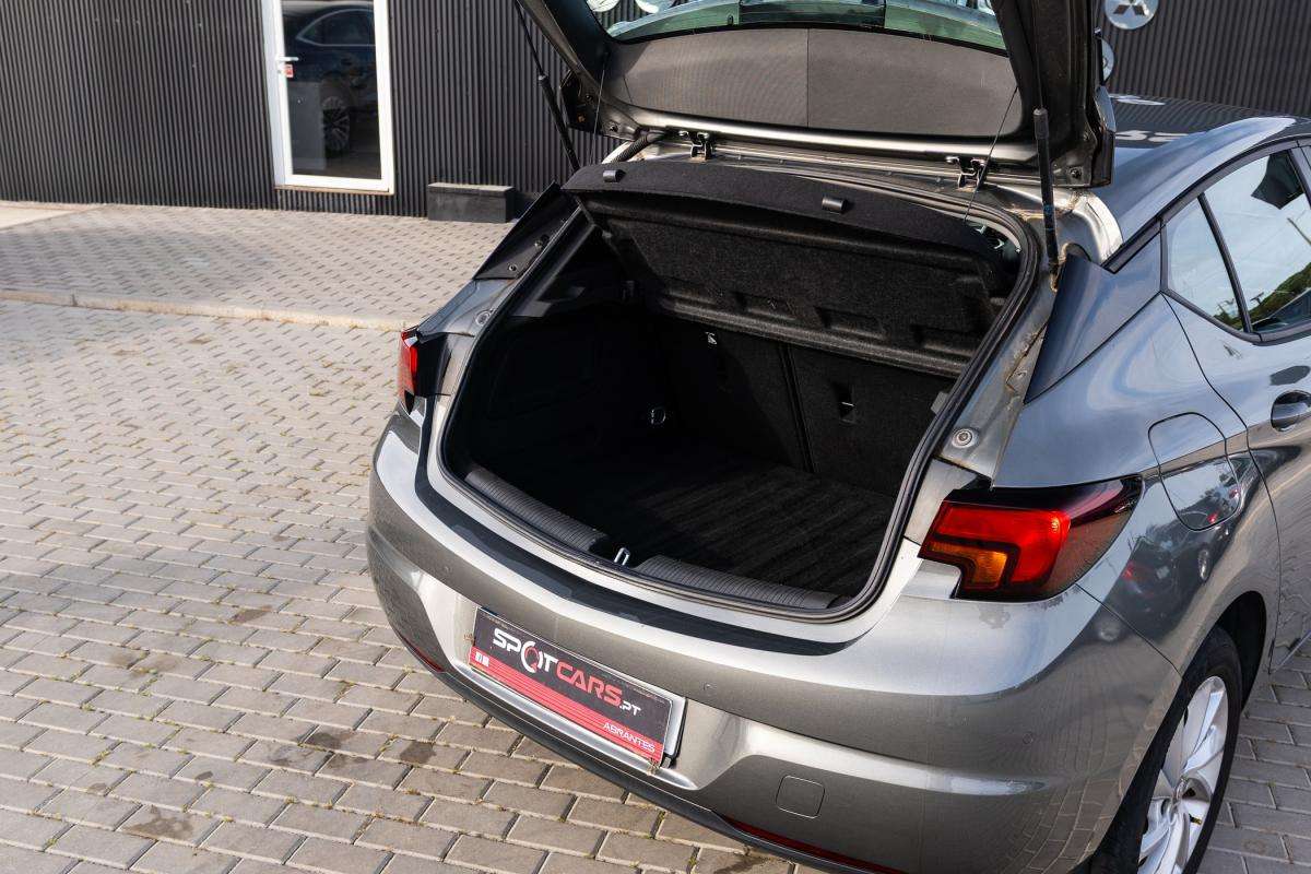 opel-astra-2019-diesel-1598cc