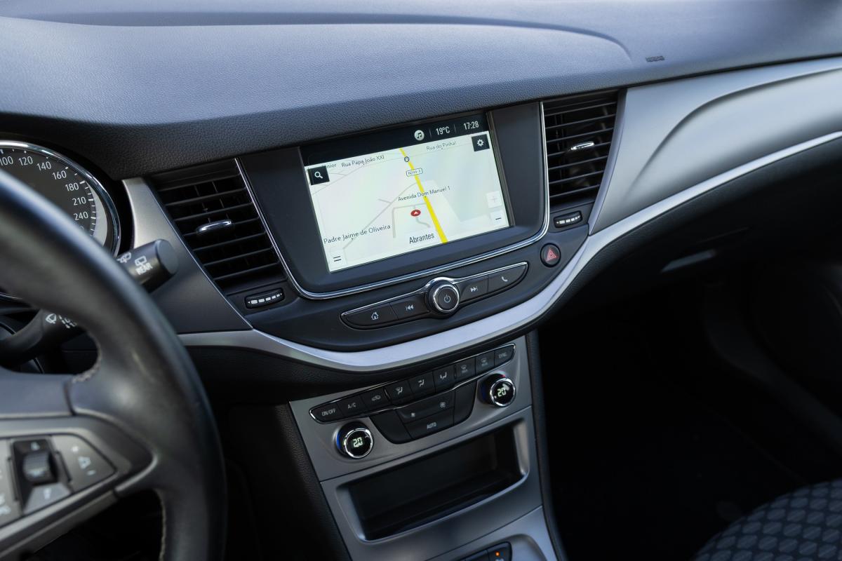 opel-astra-2019-diesel-1598cc