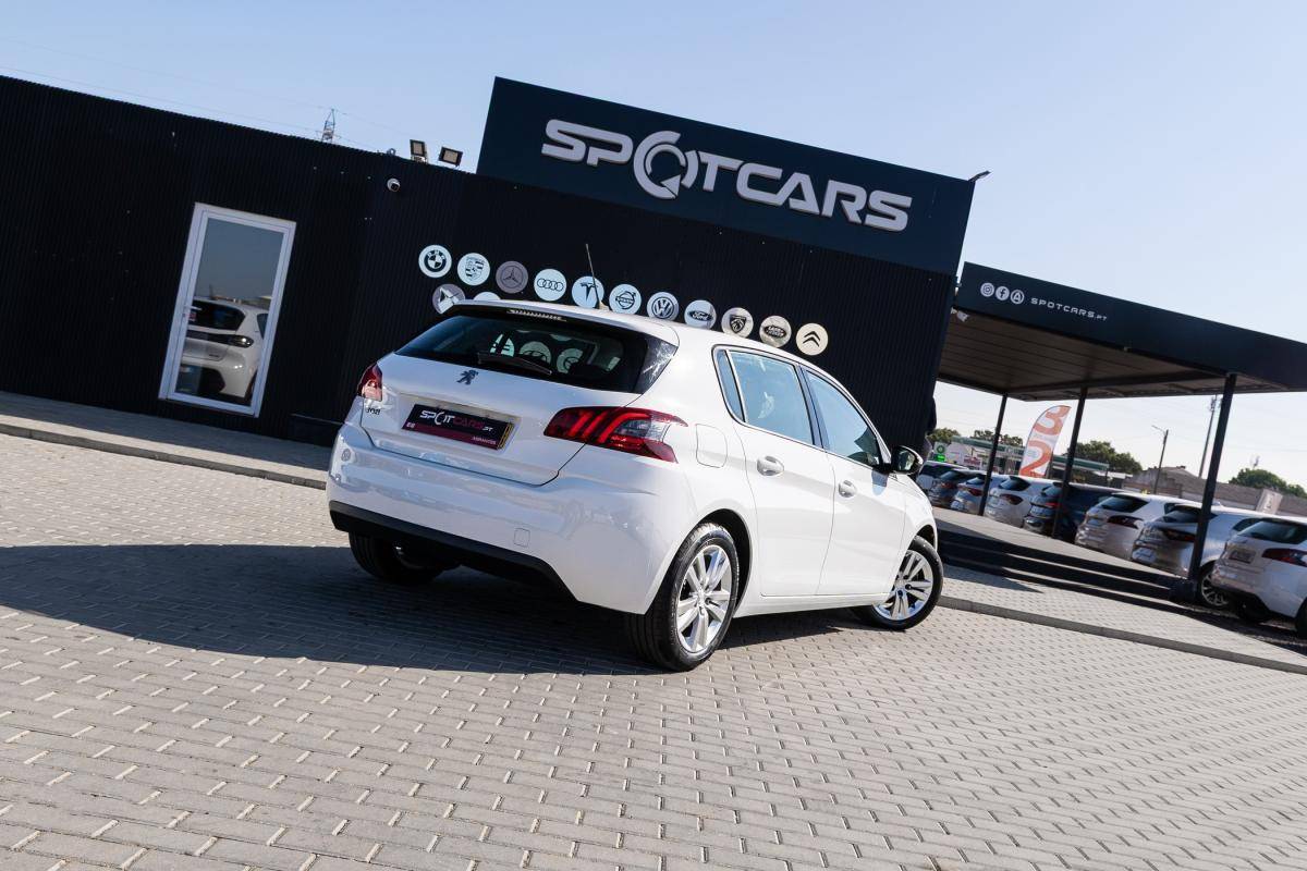 peugeot-308-2019-diesel-1499cc