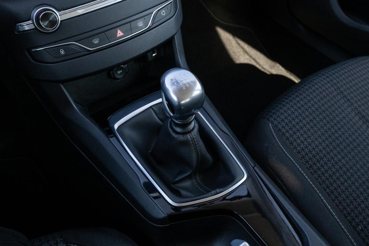 peugeot-308-2019-diesel-1499cc