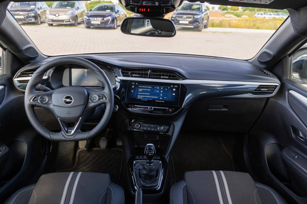 opel-corsa-2025-gasolina-1199cc