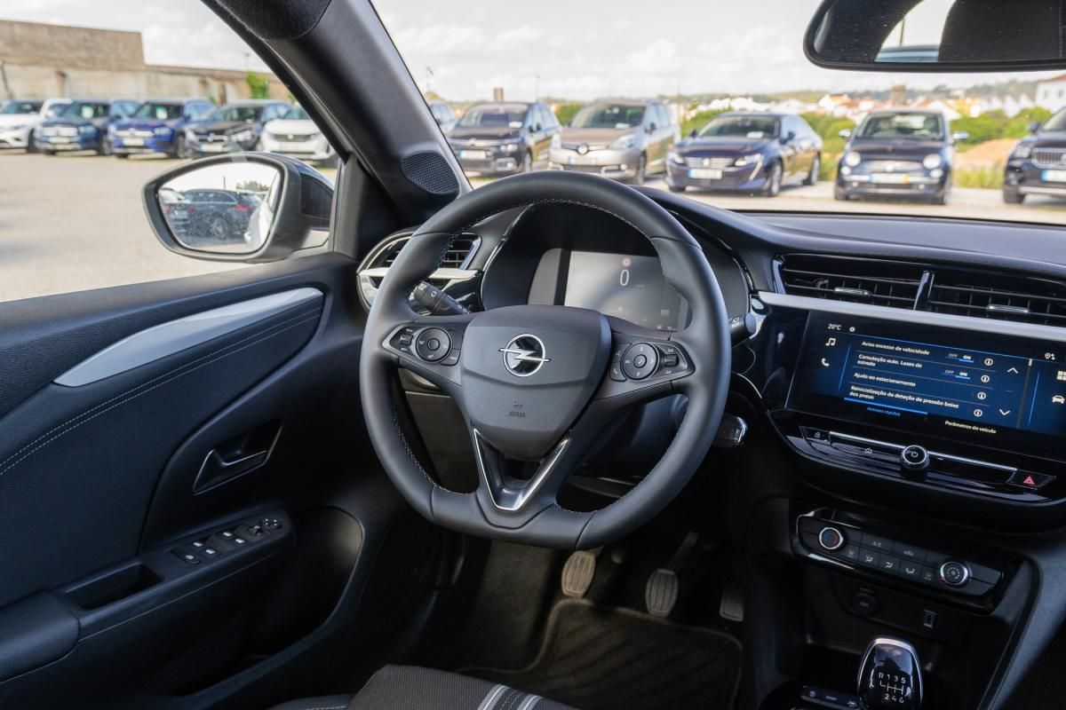 opel-corsa-2025-gasolina-1199cc