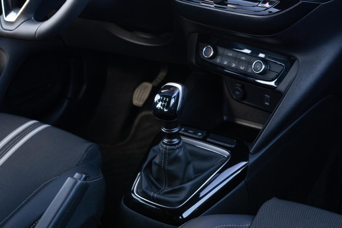 opel-corsa-2025-gasolina-1199cc