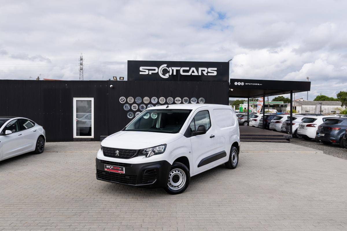 peugeot-partner-2022-diesel-1499cc