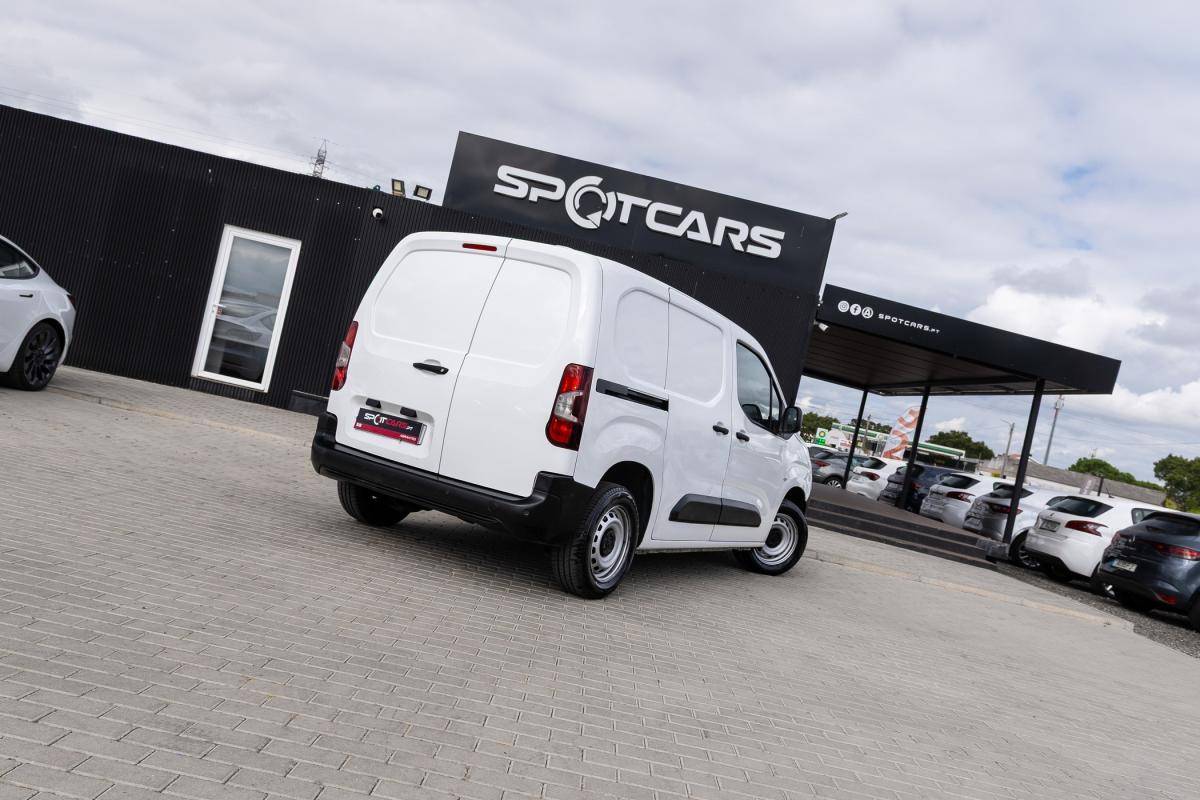 peugeot-partner-2022-diesel-1499cc
