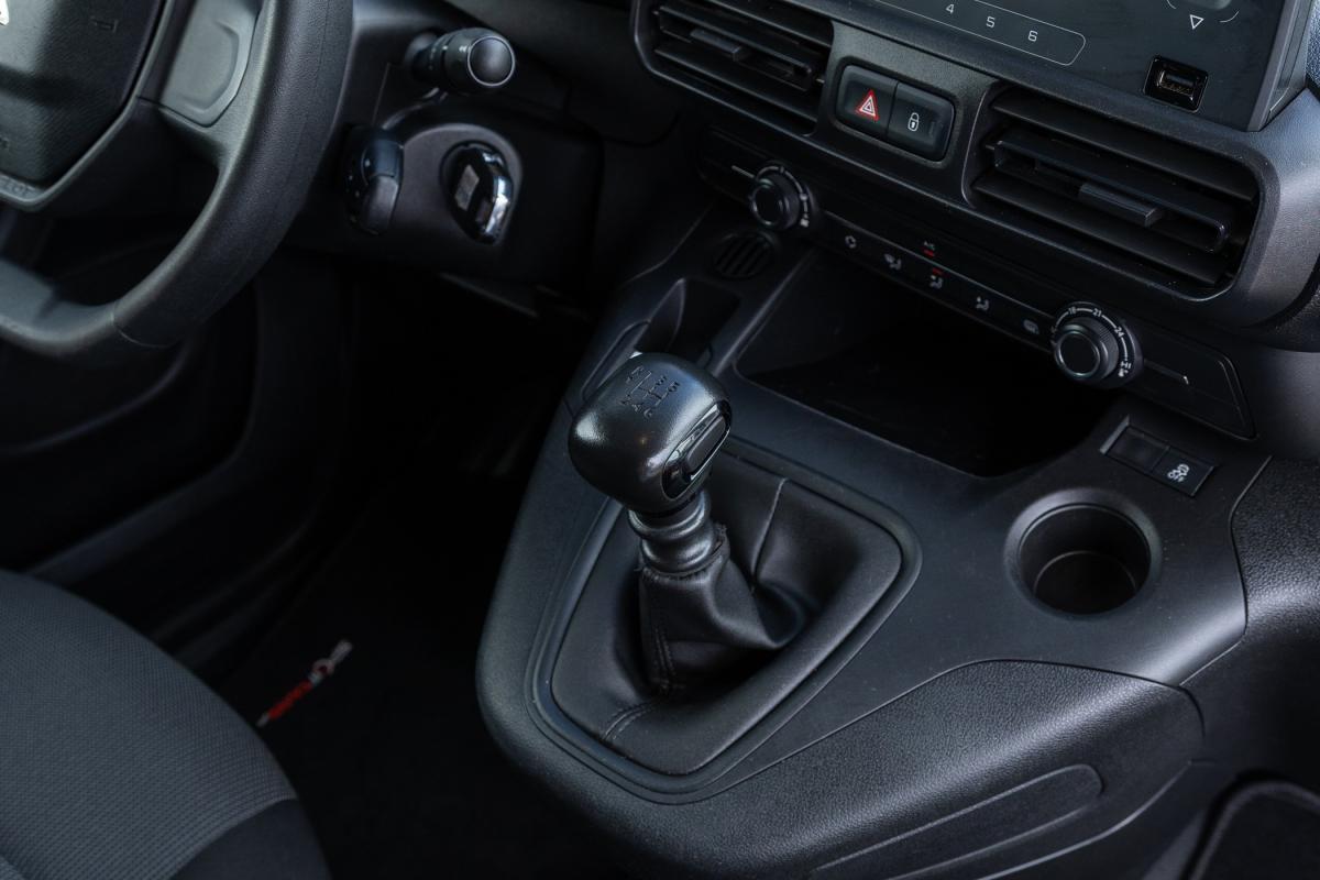 peugeot-partner-2022-diesel-1499cc