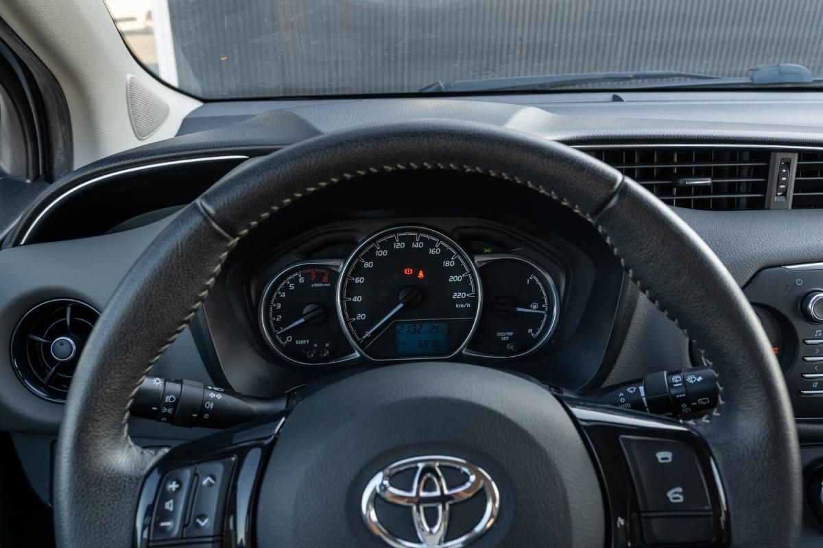 toyota-yaris-2020-gasolina-998cc