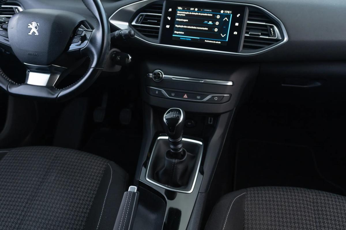 peugeot-308-2019-diesel-1499cc
