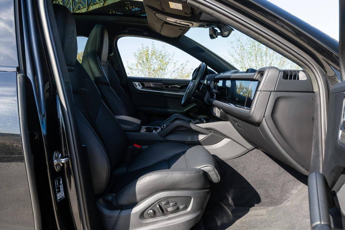 porsche-cayenne-2025-hibrido-a-gasolina-3996cc