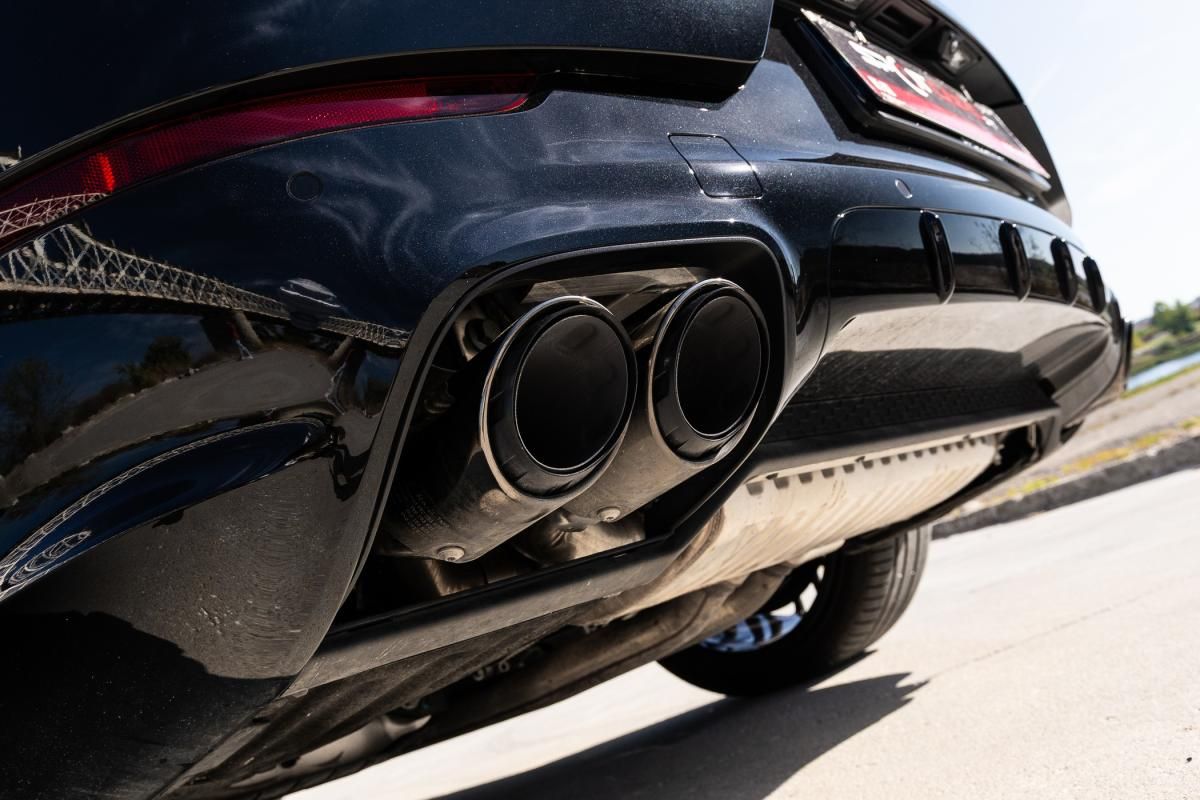 porsche-cayenne-2025-hibrido-a-gasolina-3996cc