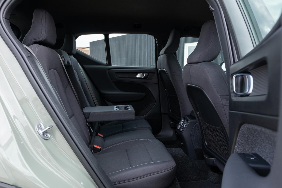volvo-xc40-2023-eletrico-0cc