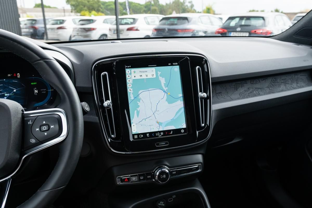 volvo-xc40-2023-eletrico-0cc