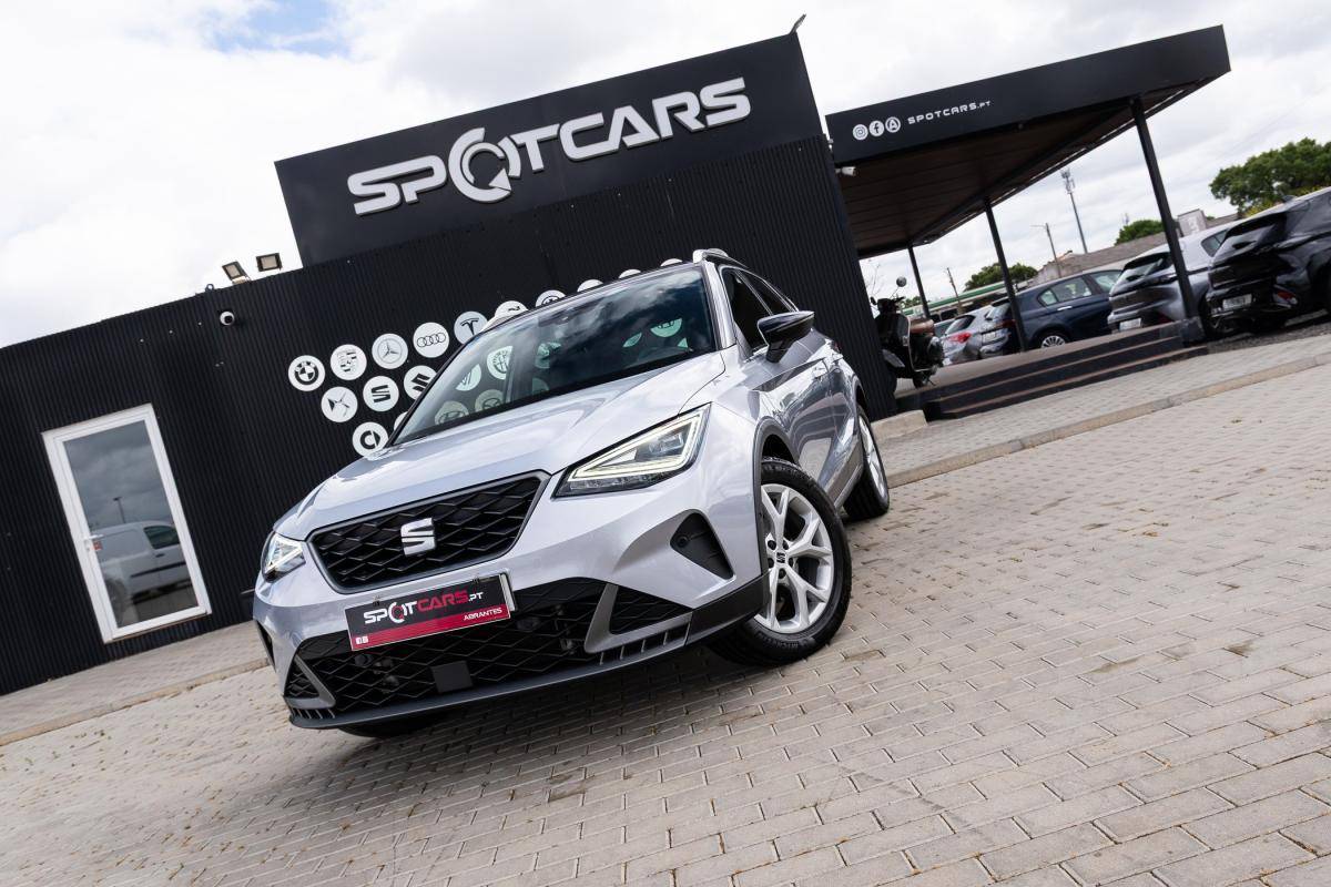 seat-arona-2023-gasolina-999cc