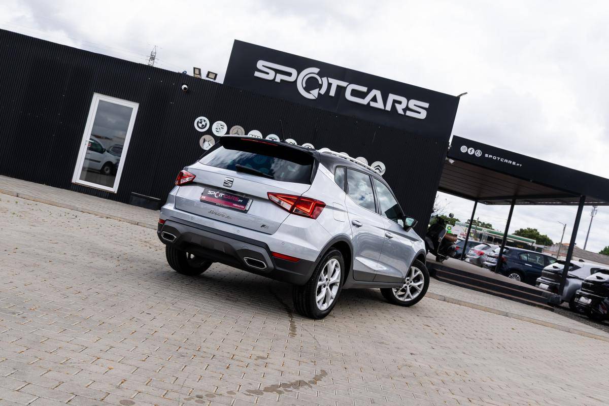 seat-arona-2023-gasolina-999cc