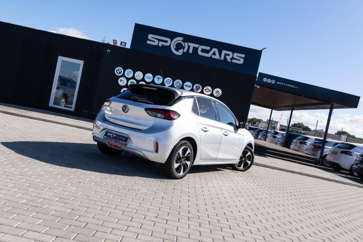 opel-corsa-2023-eletrico-500cc
