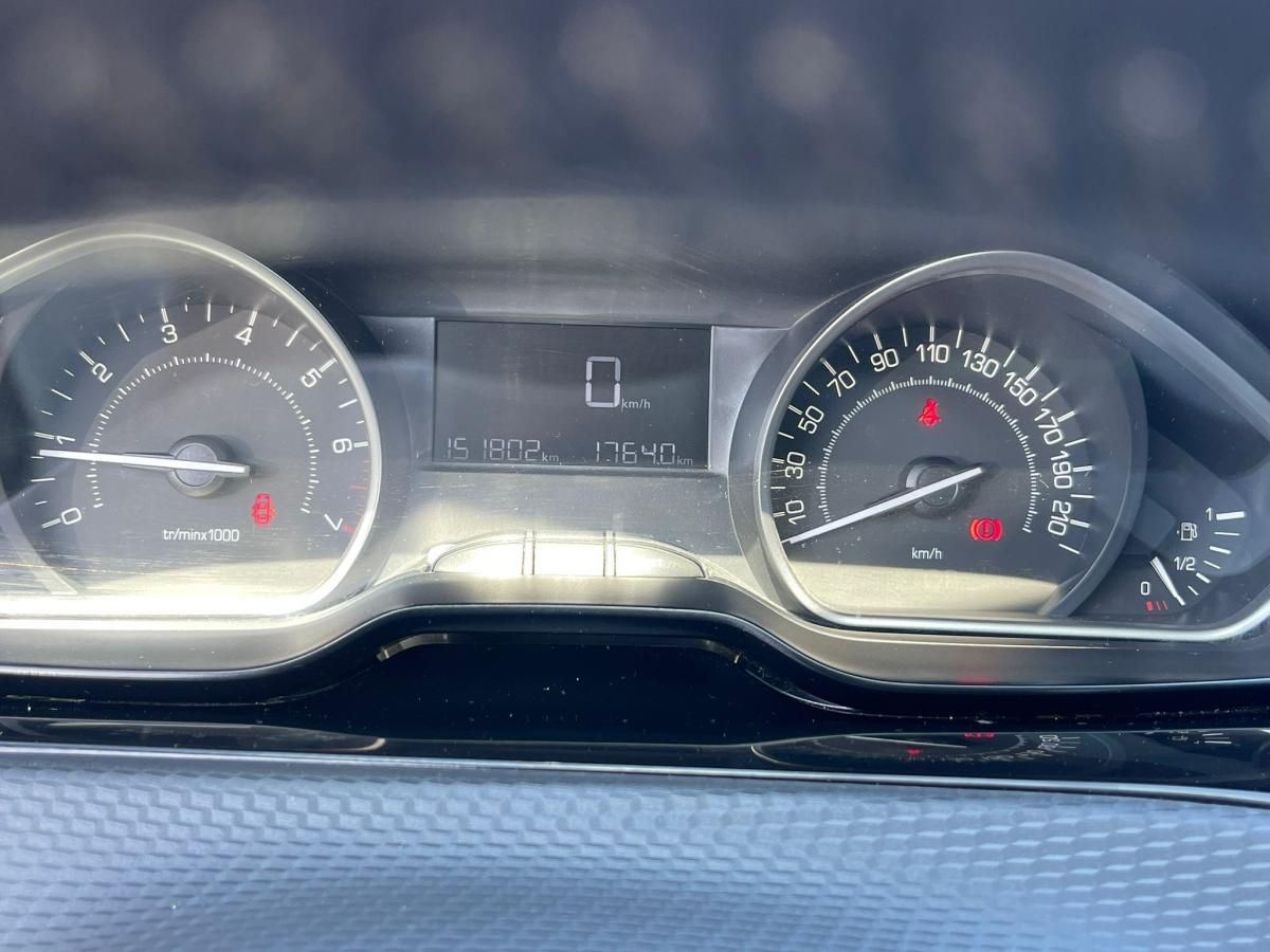 peugeot-2008-2016-gasolina-1199cc
