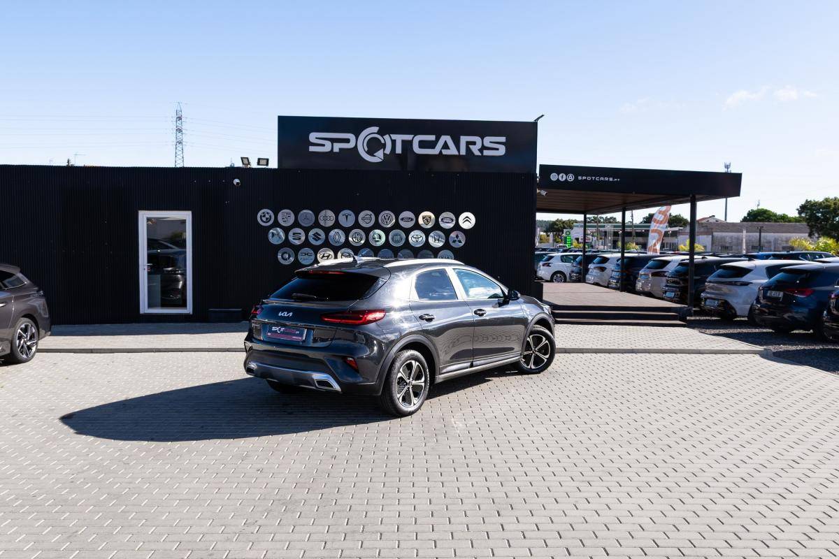 kia-xceed-2022-hibrido-a-gasolina-1580cc