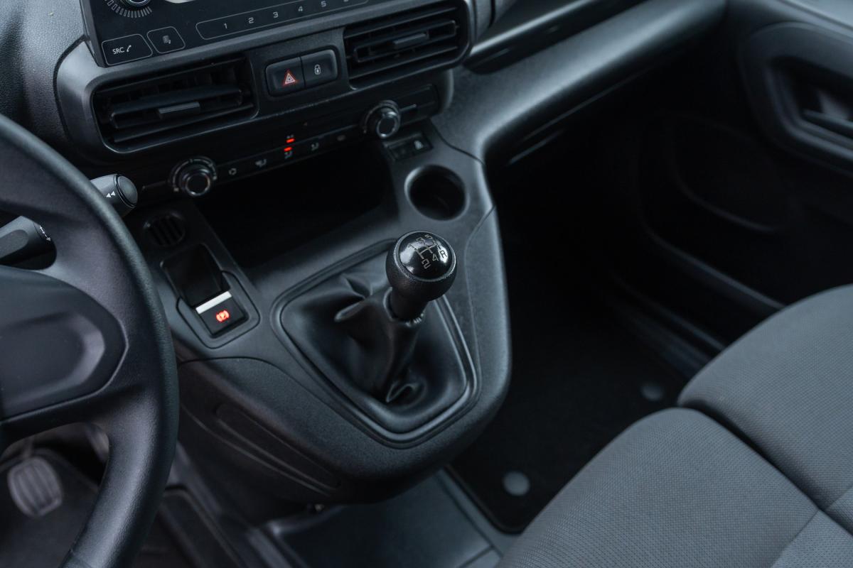 peugeot-partner-2019-diesel-1560cc