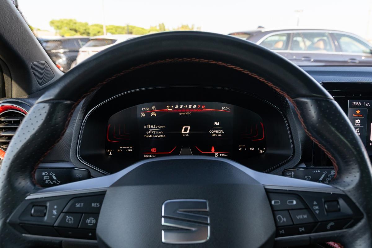 seat-ibiza-2023-gasolina-999cc