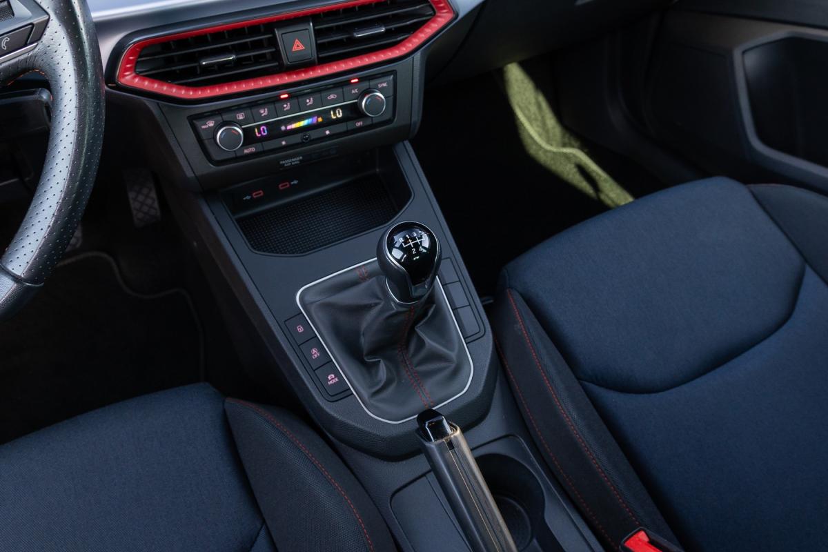 seat-ibiza-2023-gasolina-999cc