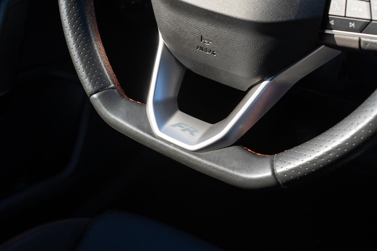 seat-ibiza-2023-gasolina-999cc
