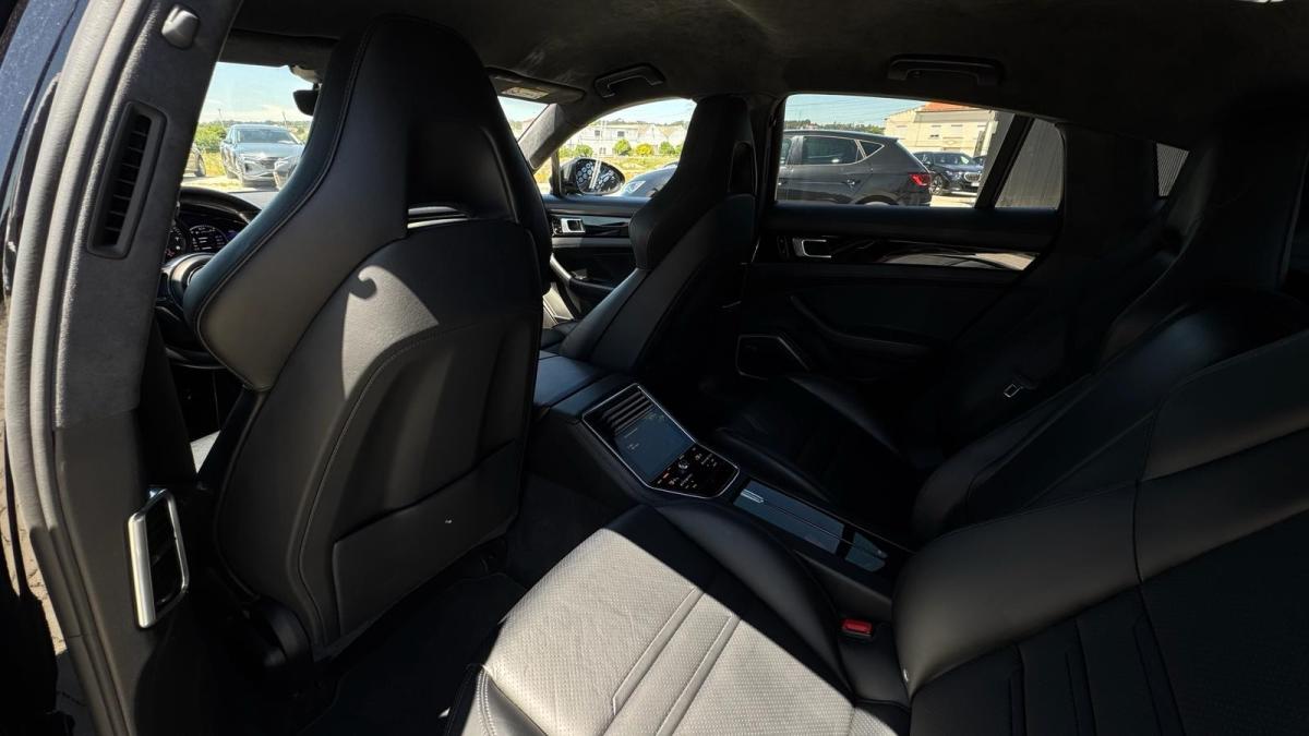 porsche-panamera-2018-hibrido-a-gasolina-2894cc
