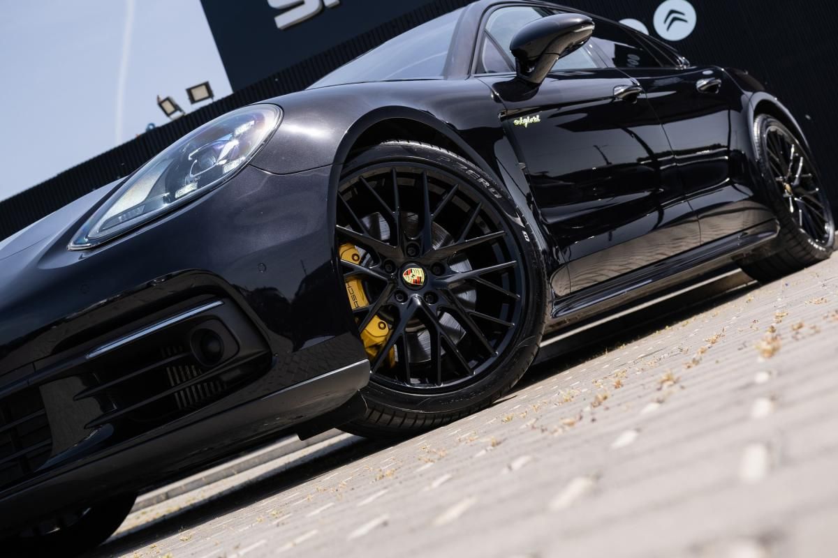 porsche-panamera-2018-hibrido-a-gasolina-2894cc
