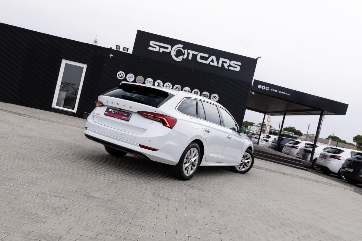 skoda-octavia-break-2022-diesel-1968cc