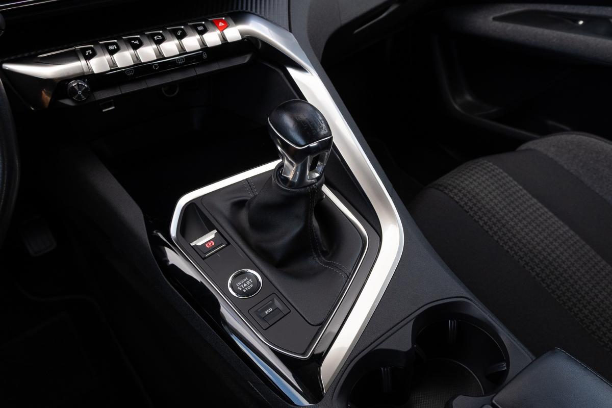 peugeot-3008-2022-diesel-1499cc