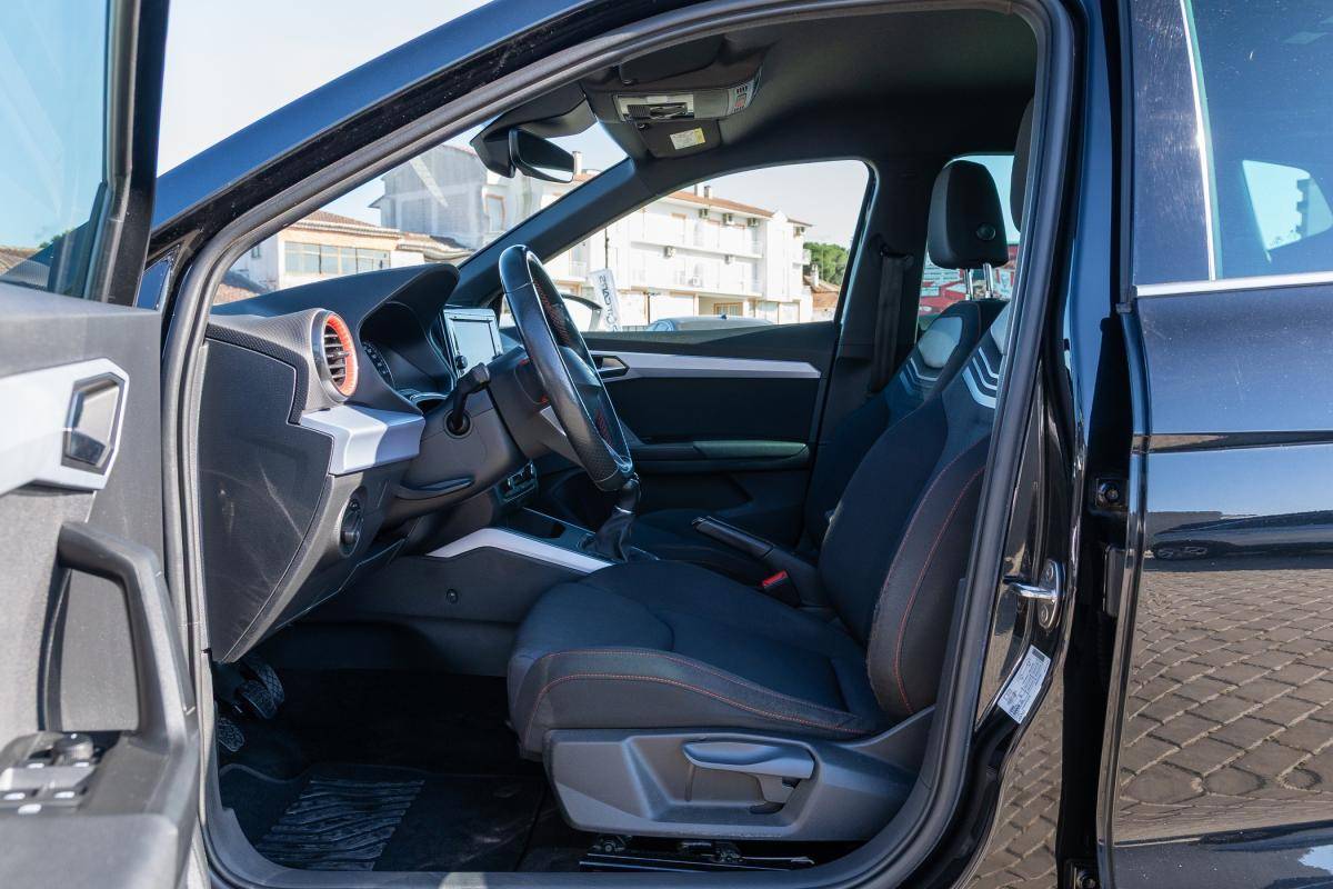 seat-arona-2022-gasolina-999cc