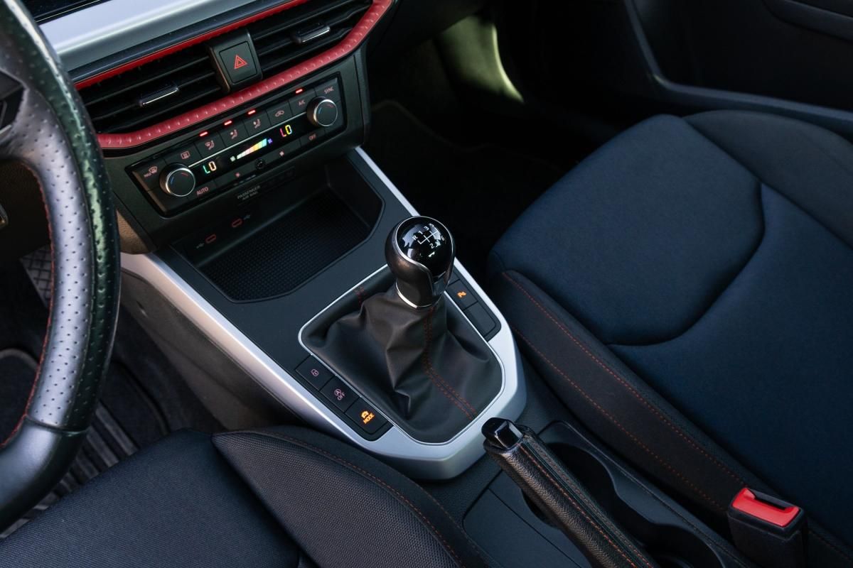 seat-arona-2022-gasolina-999cc
