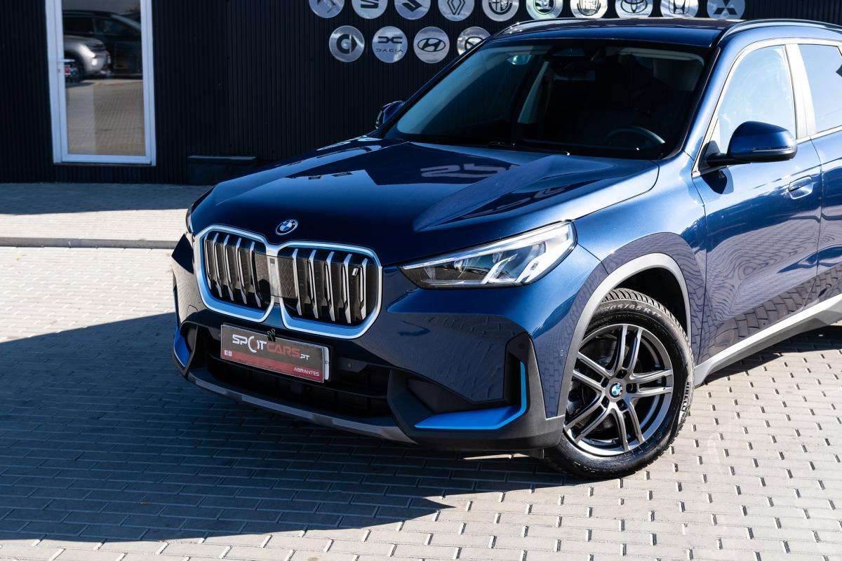 bmw-ix-2023-eletrico-500cc