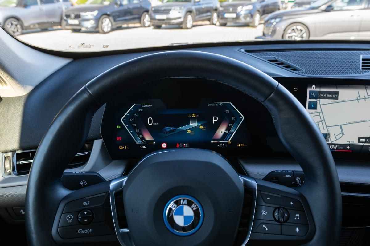 bmw-ix-2023-eletrico-500cc
