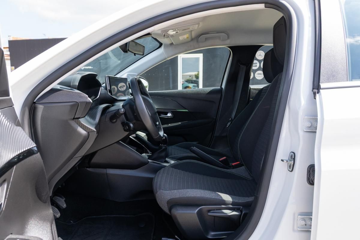 peugeot-208-2024-gasolina-1199cc